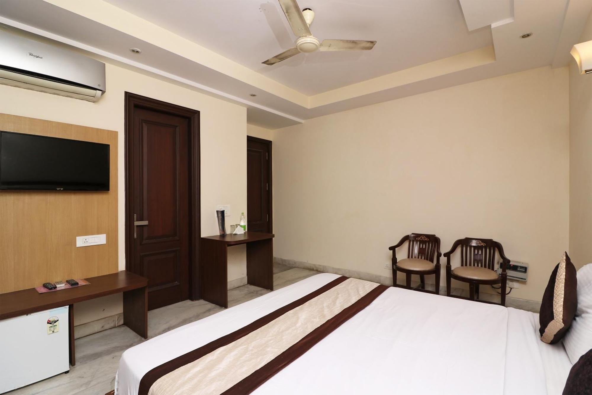 Hotel O South Paradise New Delhi Ngoại thất bức ảnh